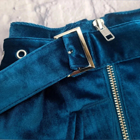 NWT  self-portrait Peacock Blue Double Zip Shorts Velvet Belt Size 2 US / 6 UK - Picture 5 of 11